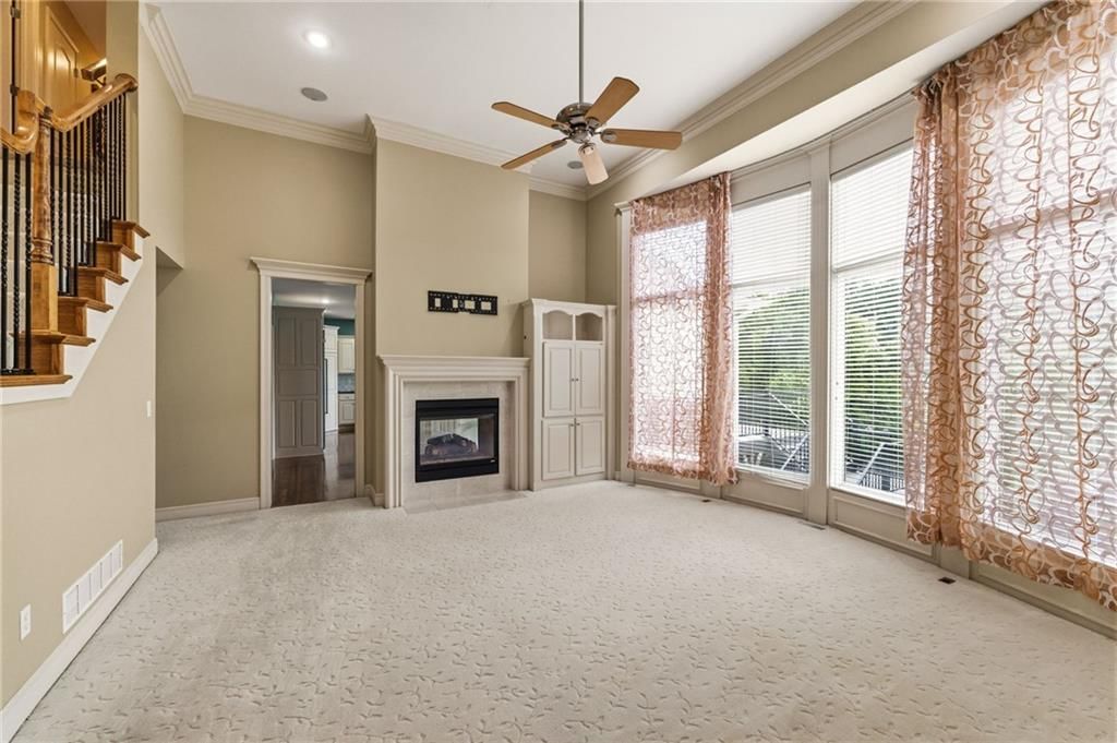 14304 ENGLAND Street — photo 9