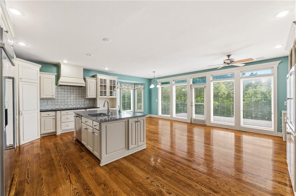 14304 ENGLAND Street — photo 14