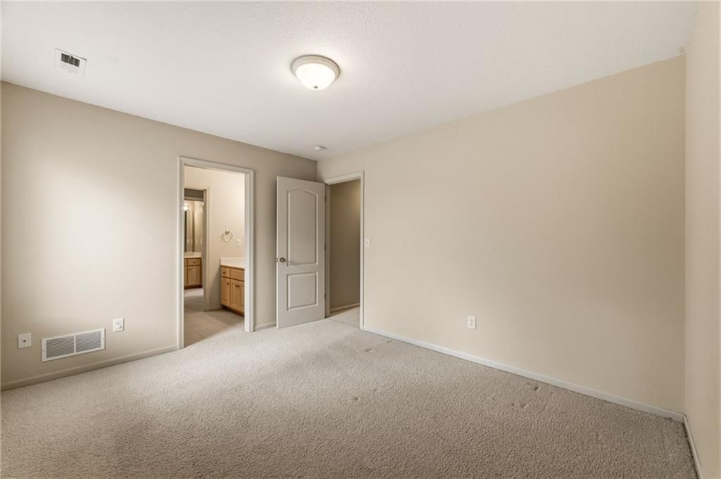 14304 ENGLAND Street — photo 39