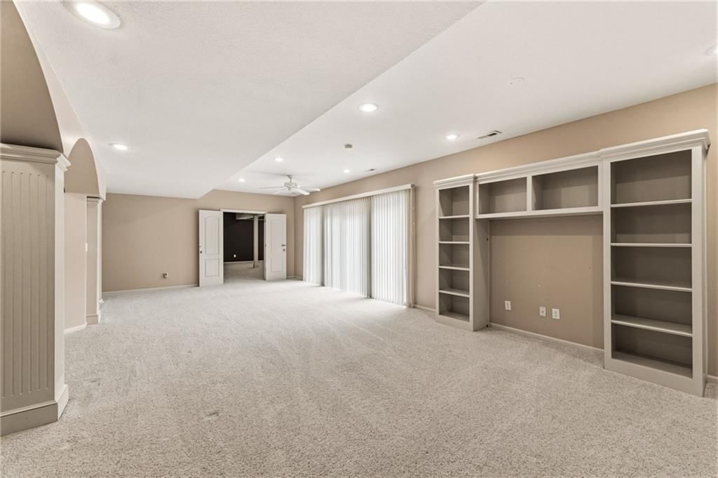 14304 ENGLAND Street — photo 46