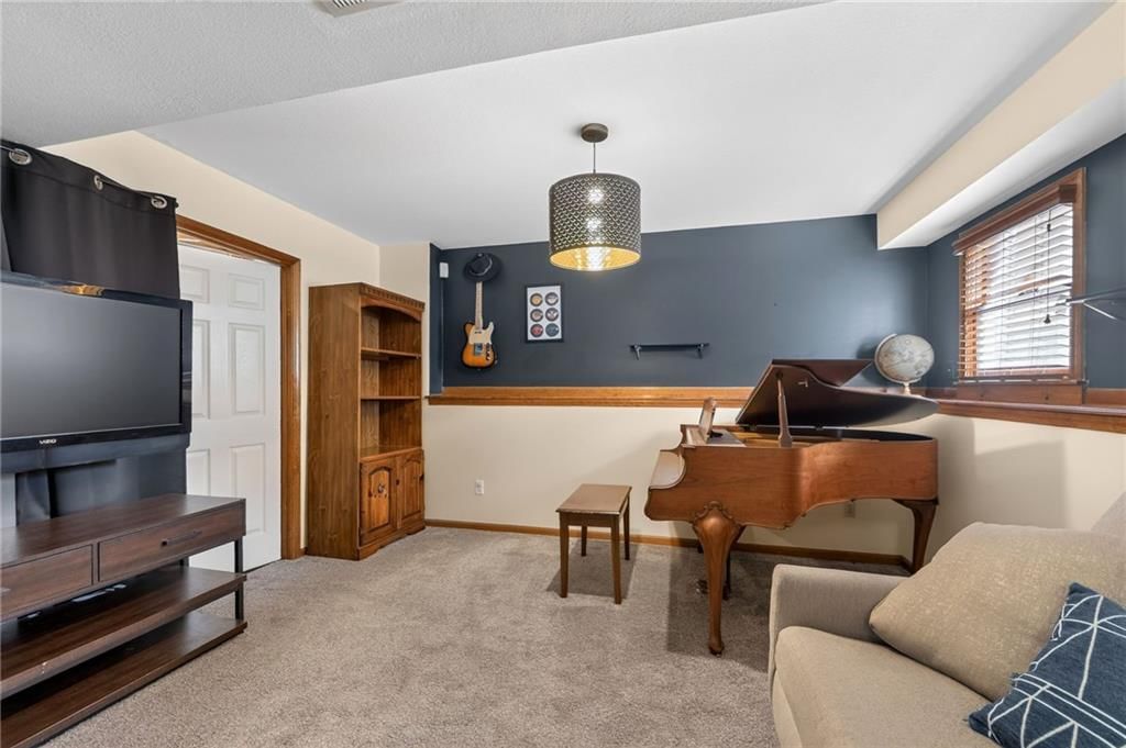 8819 NE 74th Terrace — photo 36