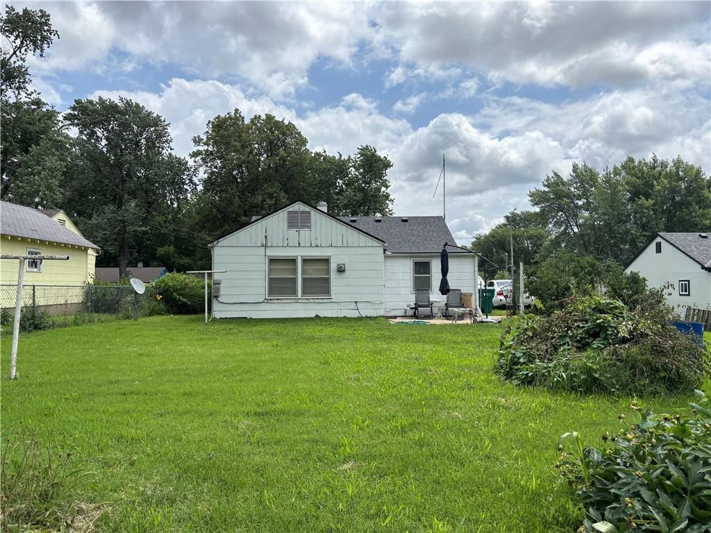 2202 S 37th Street — photo 25