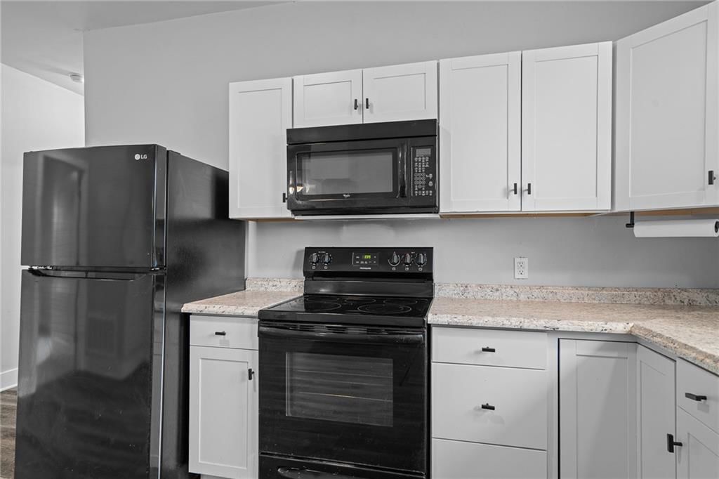 501 W 29th Street — photo 11