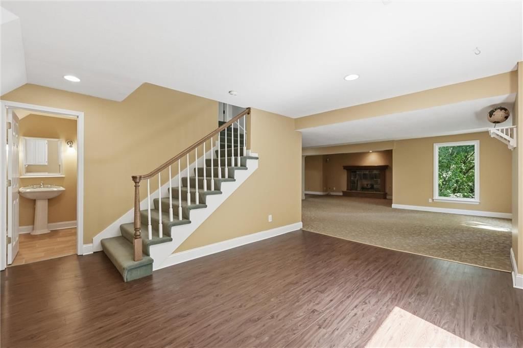 7621 Acuff Lane — photo 41