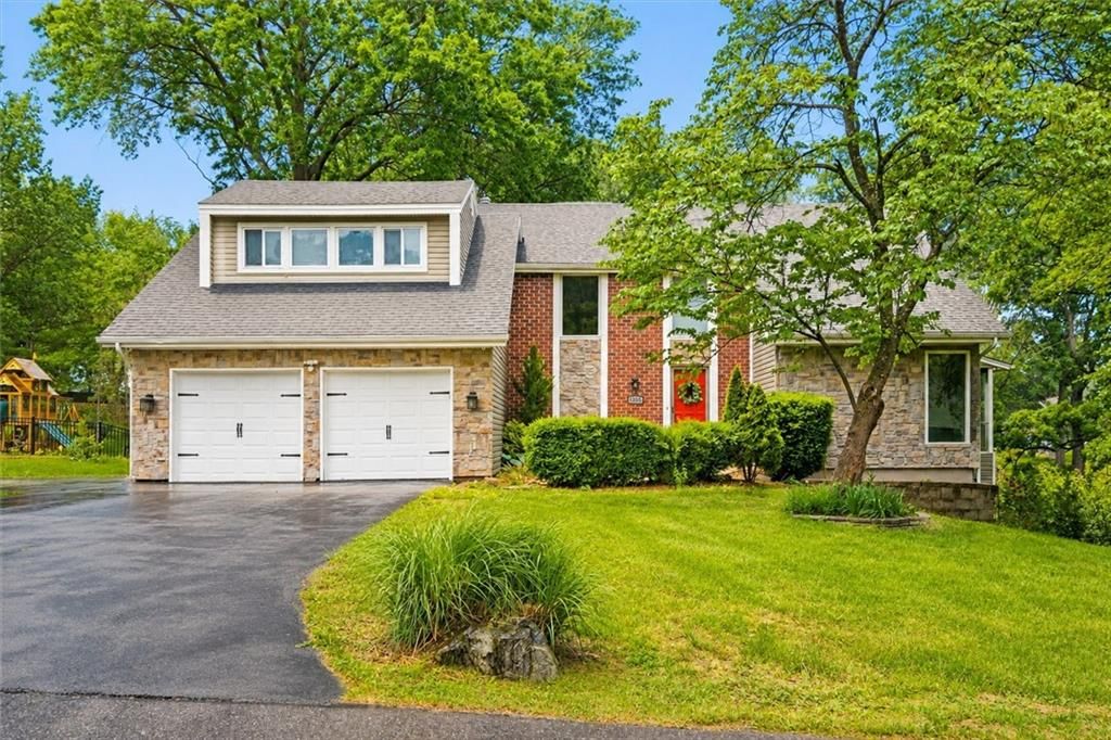 12343 Pinehurst Drive — photo 1
