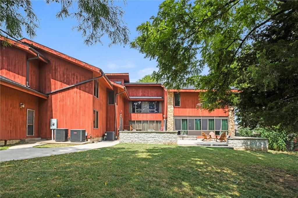 402 Lees Circle Drive — photo 12