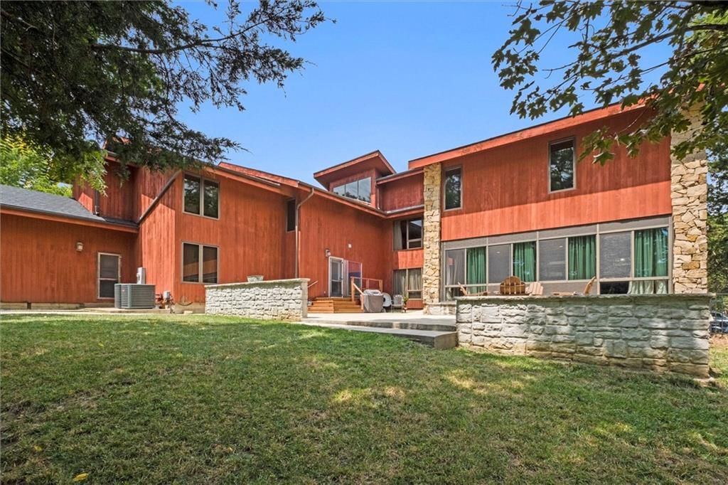 402 Lees Circle Drive — photo 13