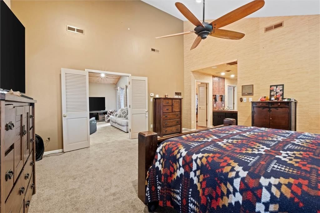 402 Lees Circle Drive — photo 44