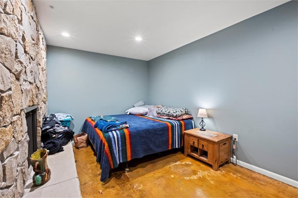 402 Lees Circle Drive — photo 54