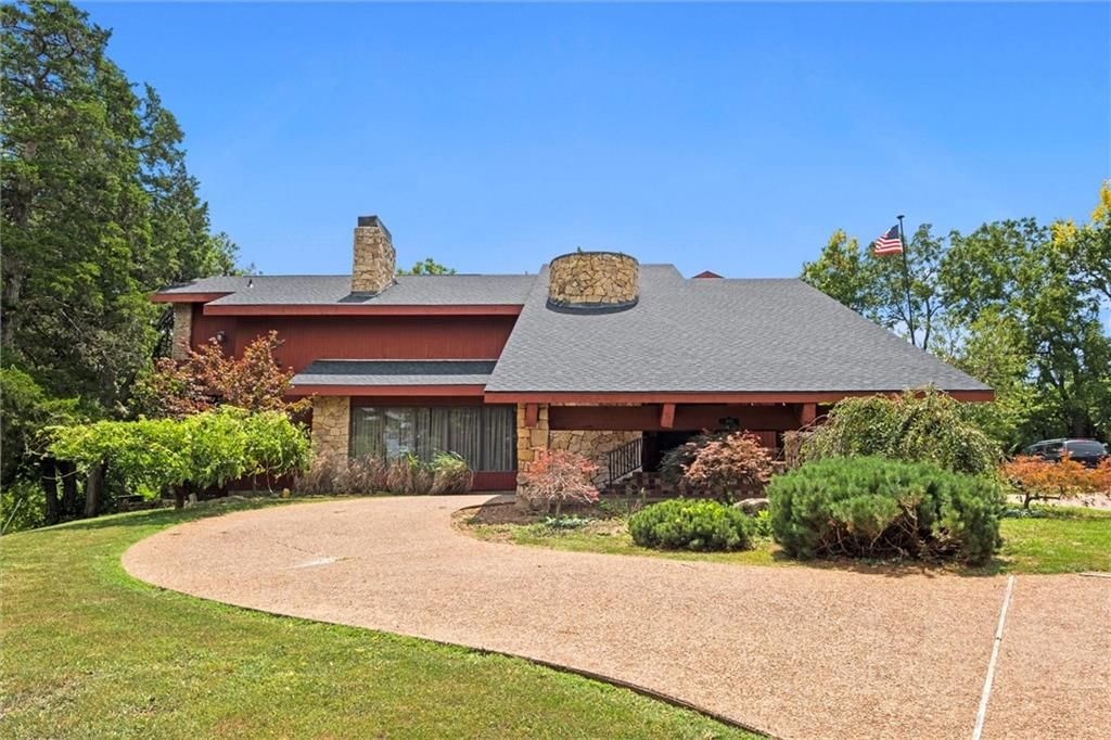402 Lees Circle Drive — photo 60