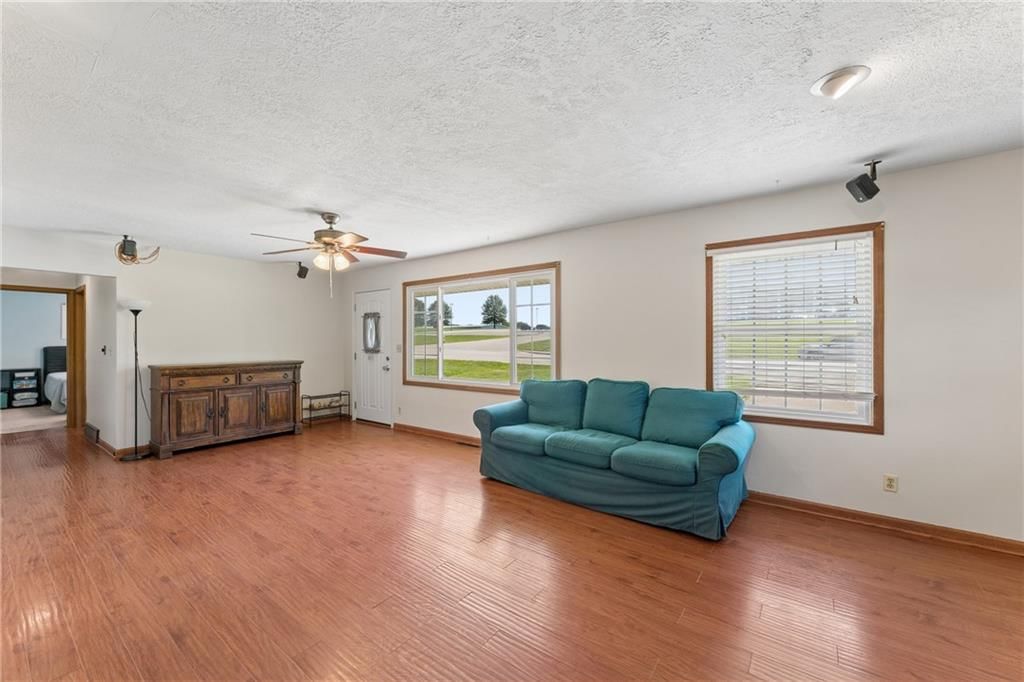 8138 Sterling Avenue — photo 7