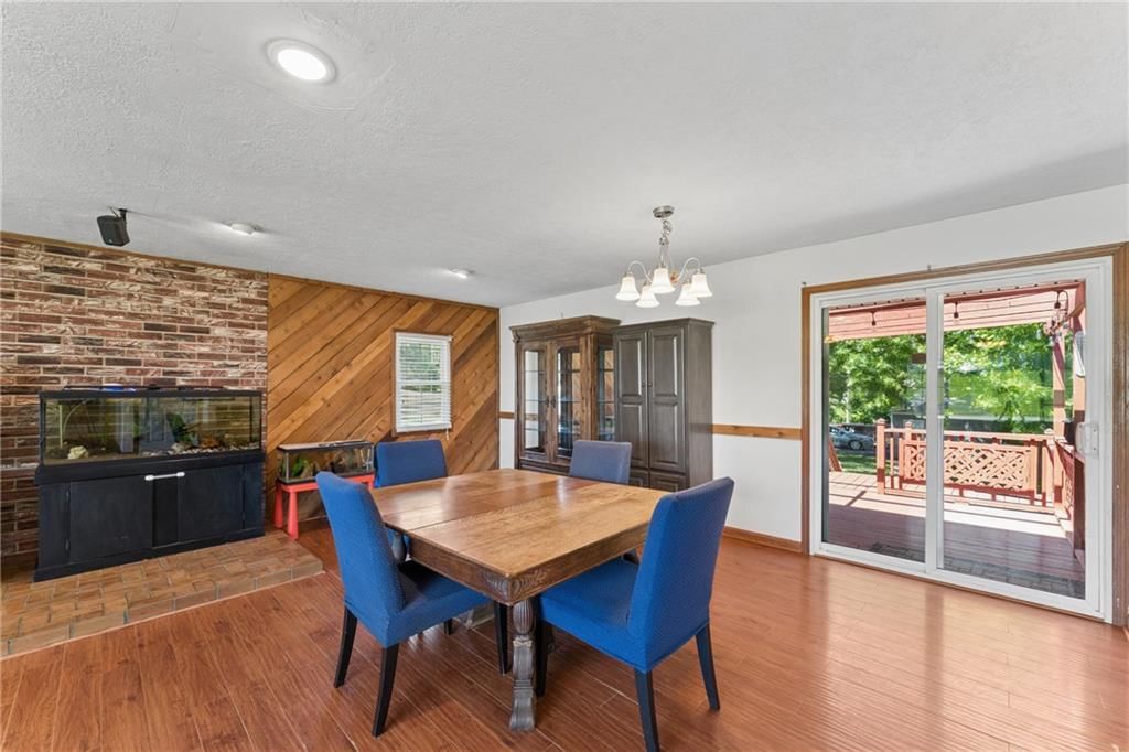 8138 Sterling Avenue — photo 9