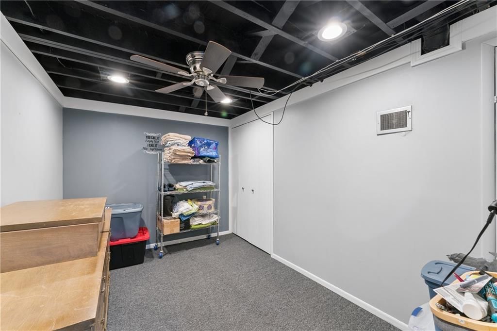 8138 Sterling Avenue — photo 30