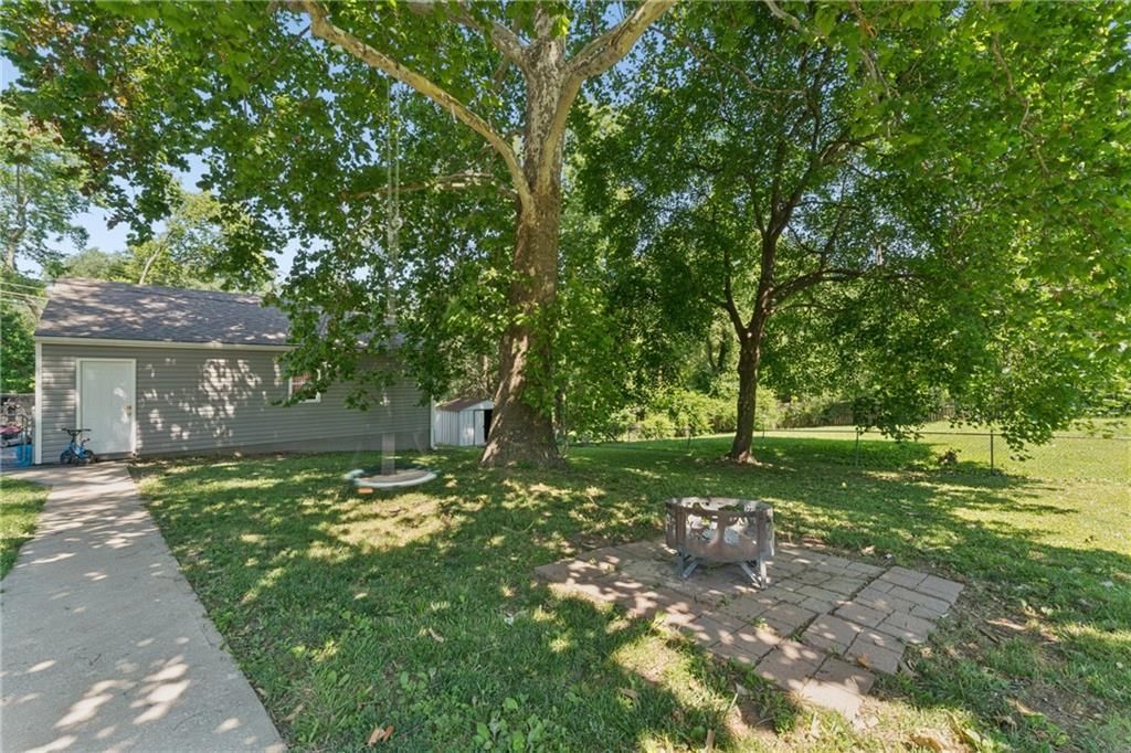 8138 Sterling Avenue — photo 49
