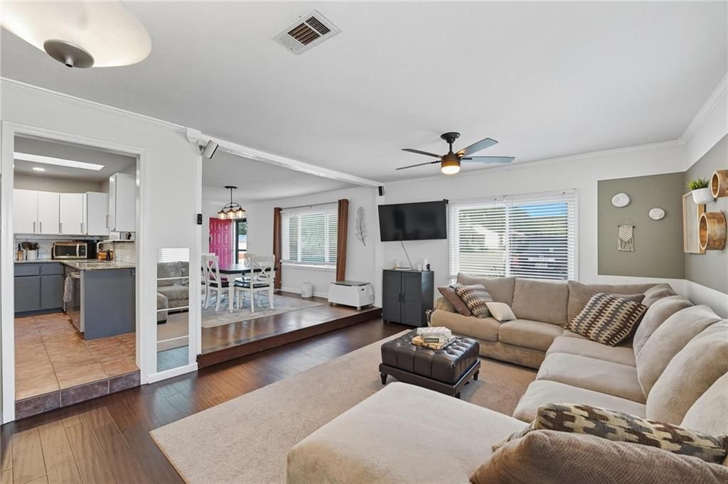 6823 Barton Drive — photo 10