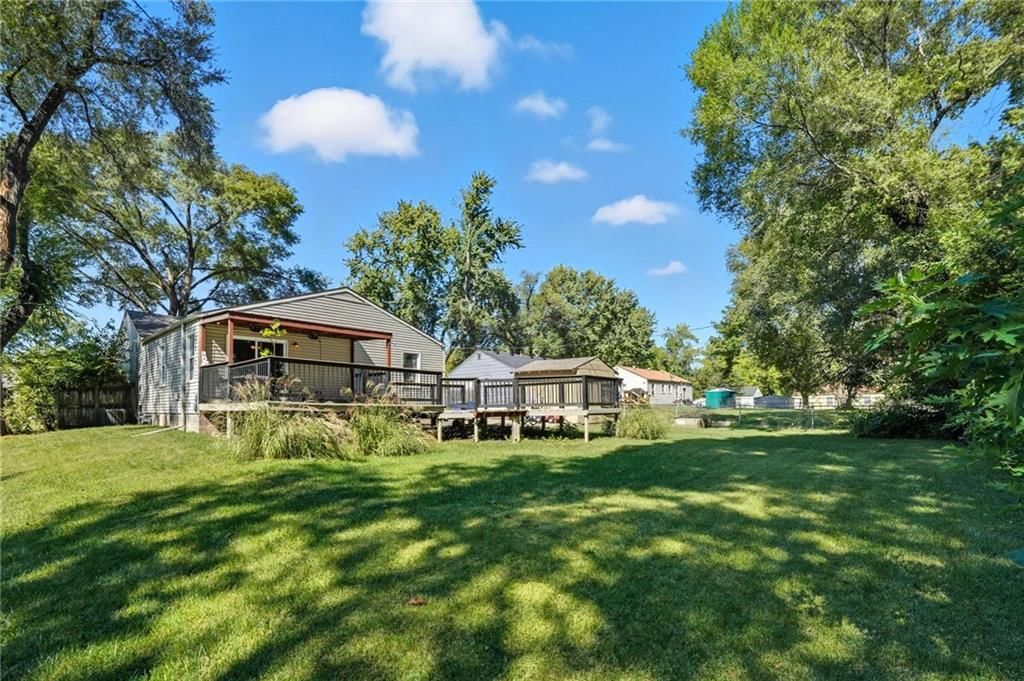 6823 Barton Drive — photo 34