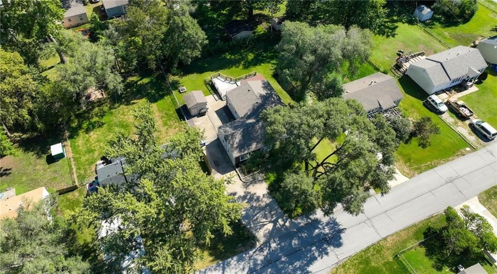 6823 Barton Drive — photo 38