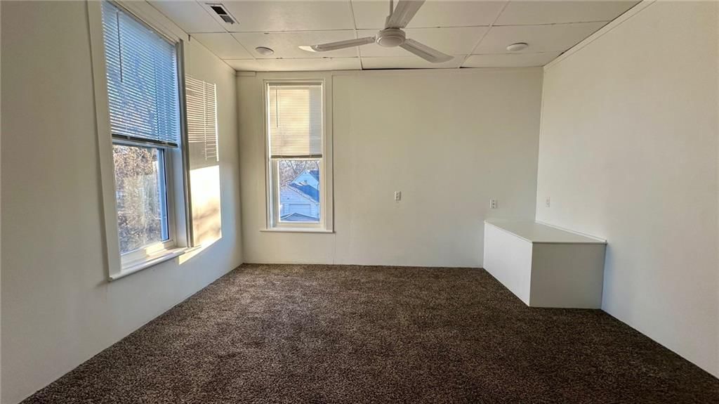 102 E 3rd Street — photo 46