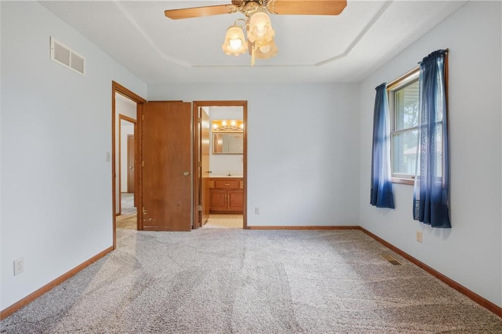 303 W Dauxville Drive — photo 17