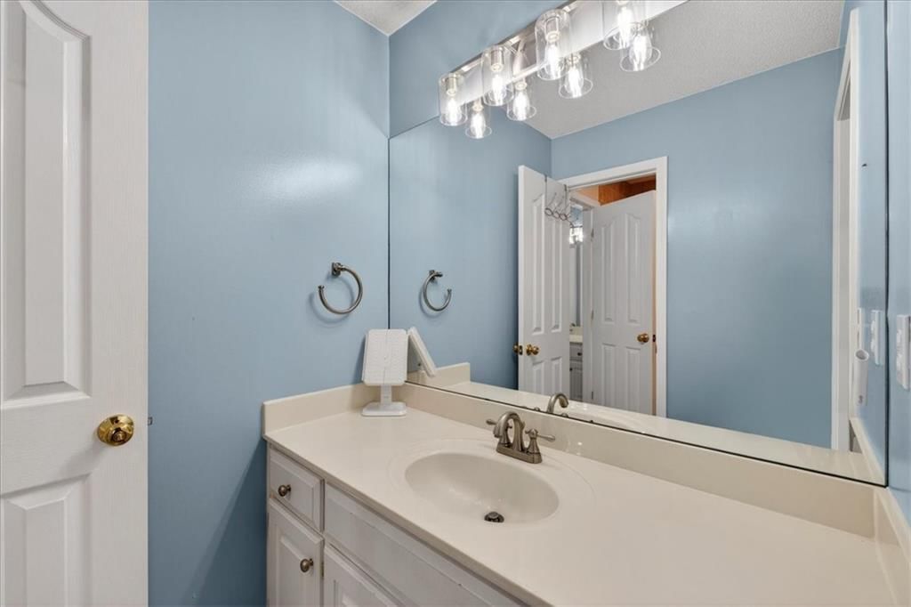 14006 Ash Street — photo 46