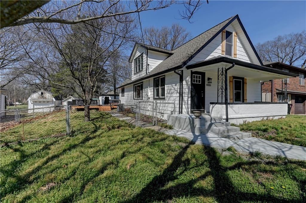 1020 S Mccoy Street — photo 2