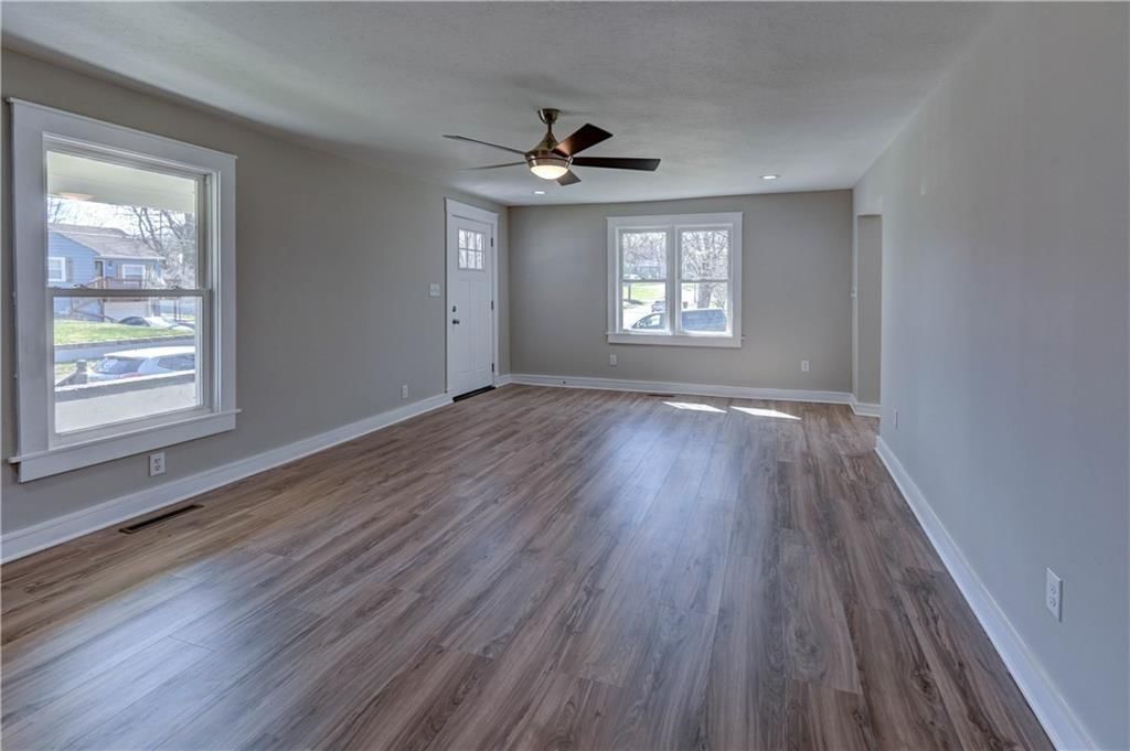 1020 S Mccoy Street — photo 5