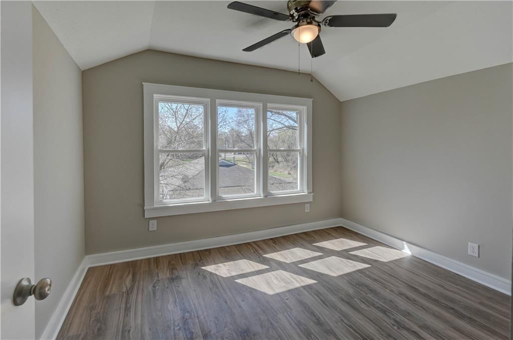 1020 S Mccoy Street — photo 22