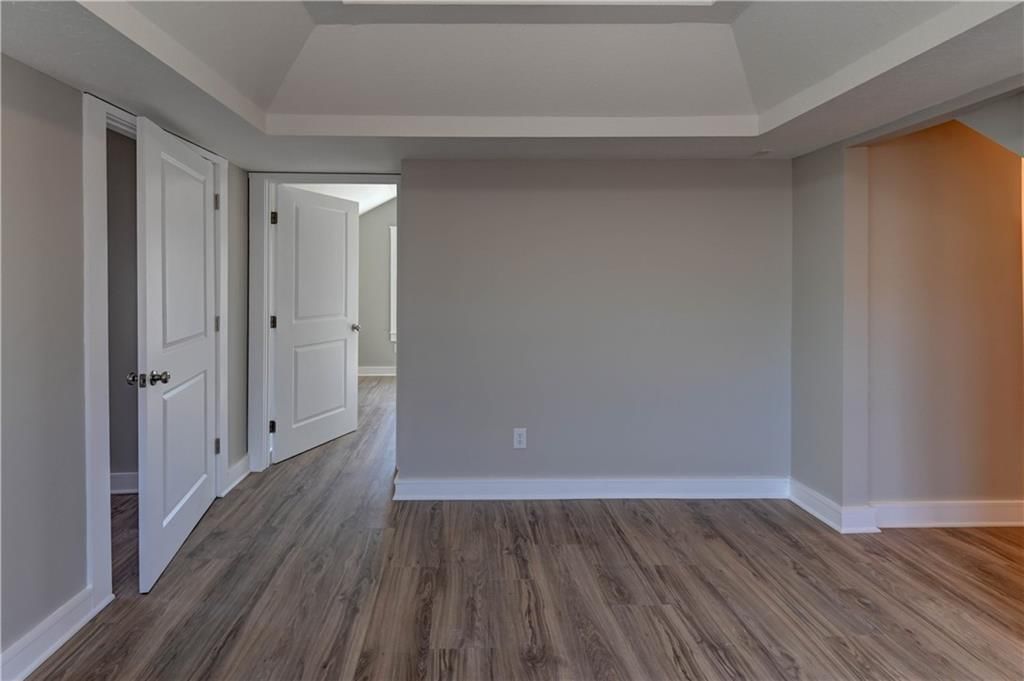 1020 S Mccoy Street — photo 27
