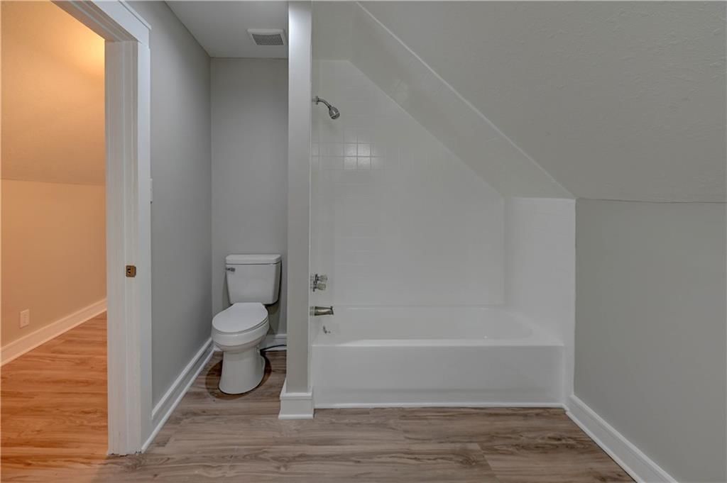 1020 S Mccoy Street — photo 29