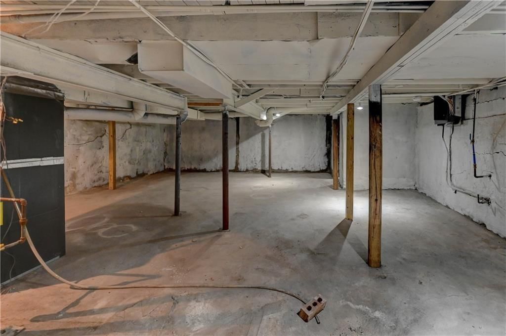 1020 S Mccoy Street — photo 40