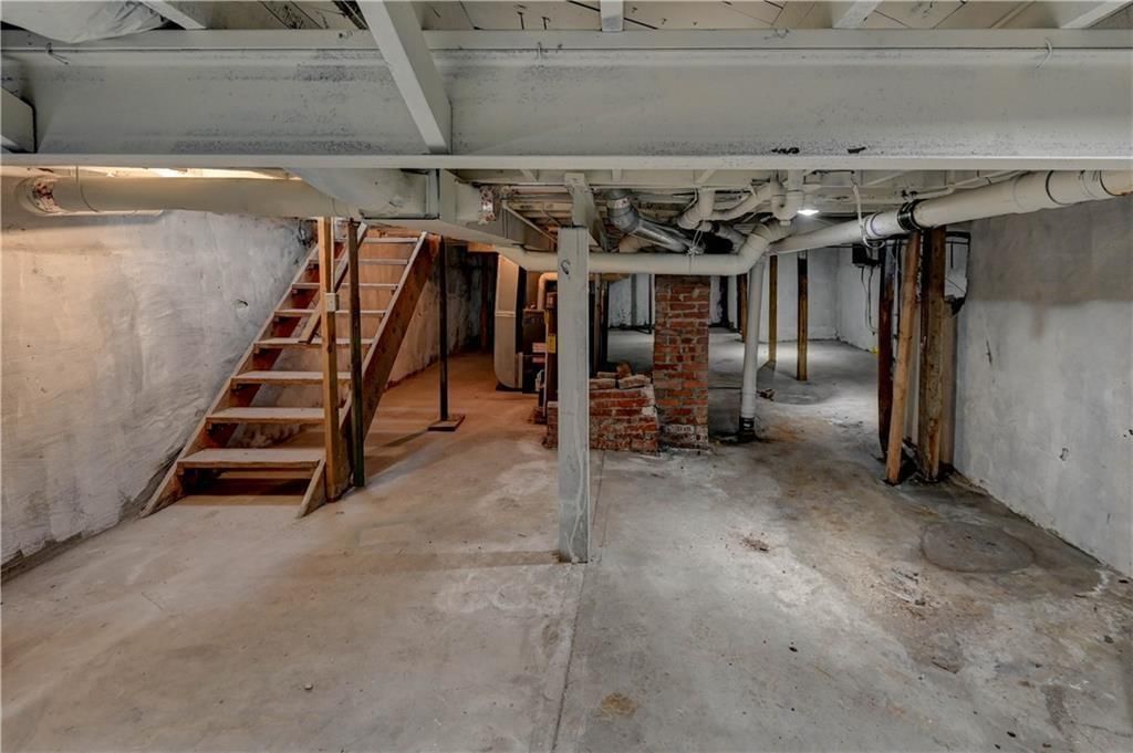 1020 S Mccoy Street — photo 41
