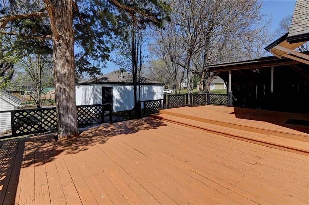 1020 S Mccoy Street — photo 45