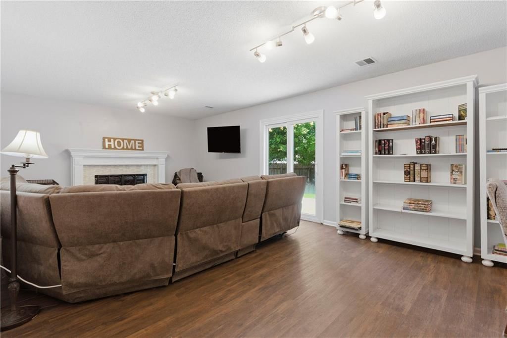 1012 NW Pennington Place — photo 22