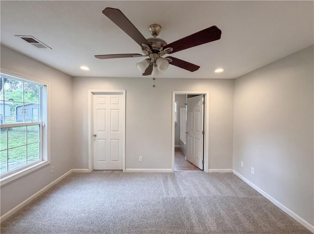 905 S Butler Terrace — photo 4