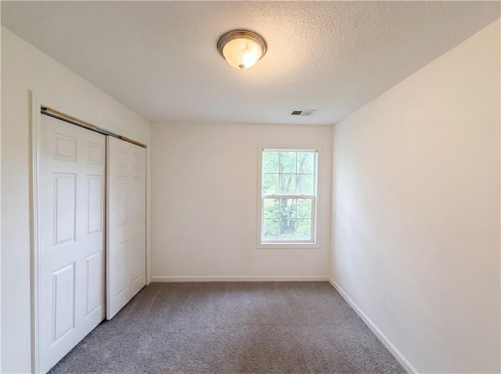 905 S Butler Terrace — photo 8