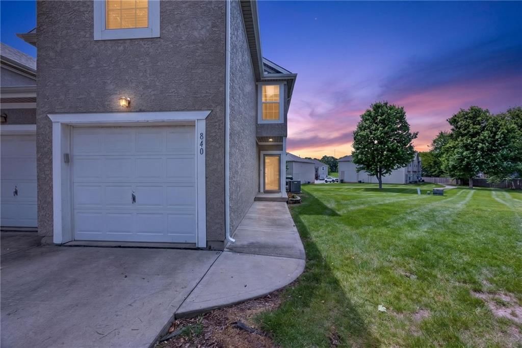 840 S Woodson Court — photo 2