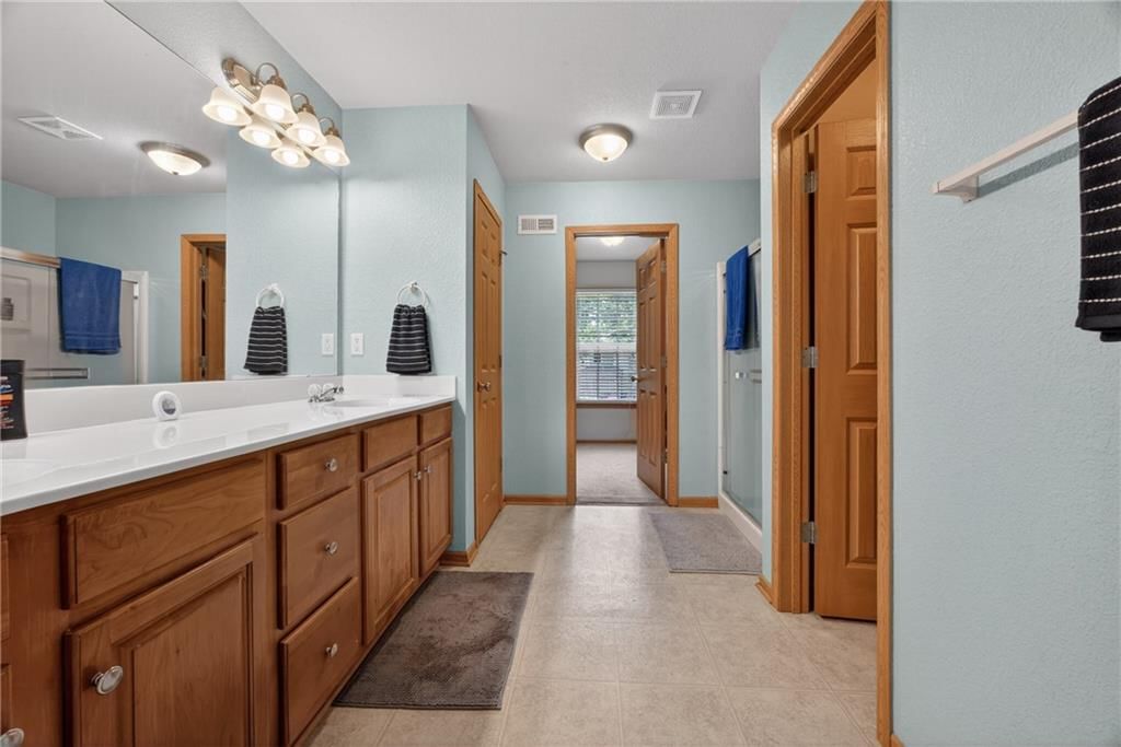 840 S Woodson Court — photo 17