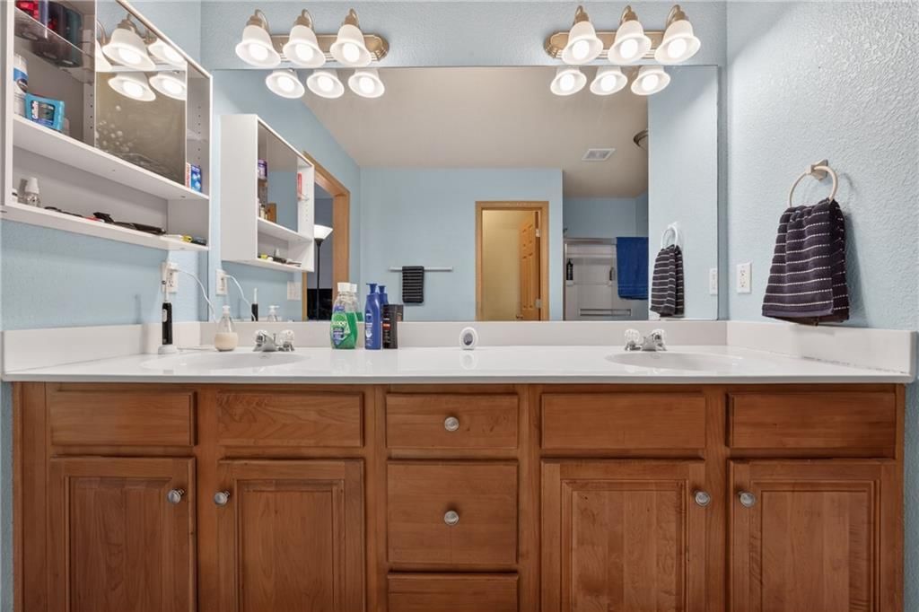 840 S Woodson Court — photo 18