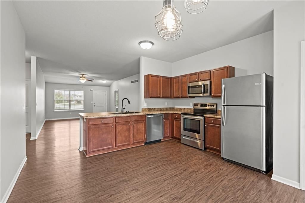 31911 W 172nd Street — photo 11