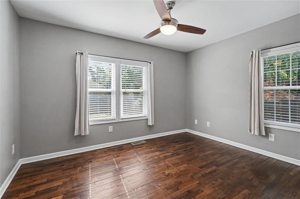 1526 Vermont Street — photo 17