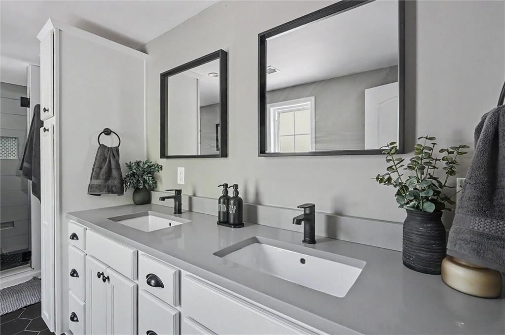 1526 Vermont Street — photo 36