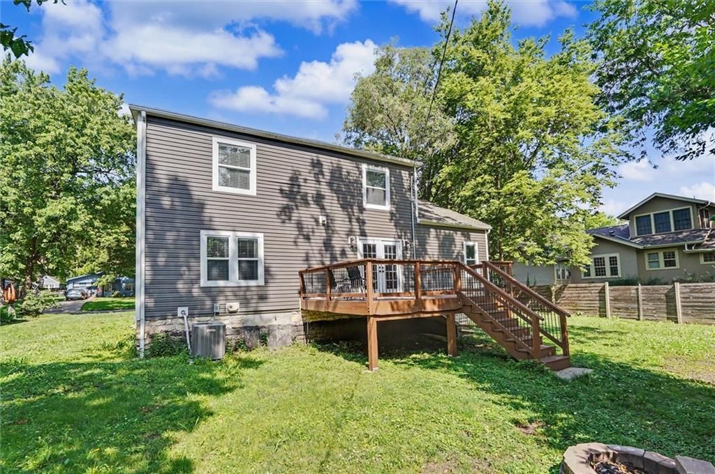1526 Vermont Street — photo 43