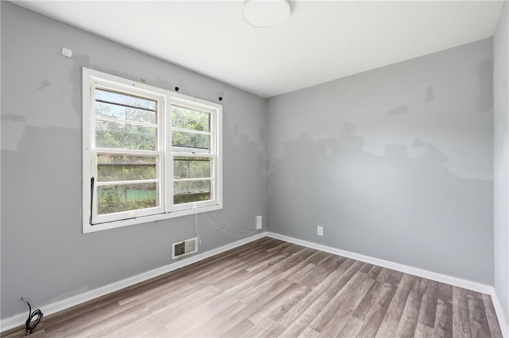10013 Bellaire Avenue — photo 10