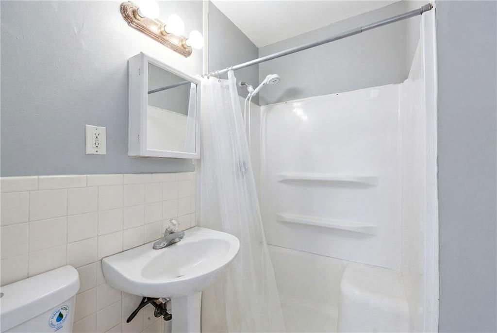 10013 Bellaire Avenue — photo 11