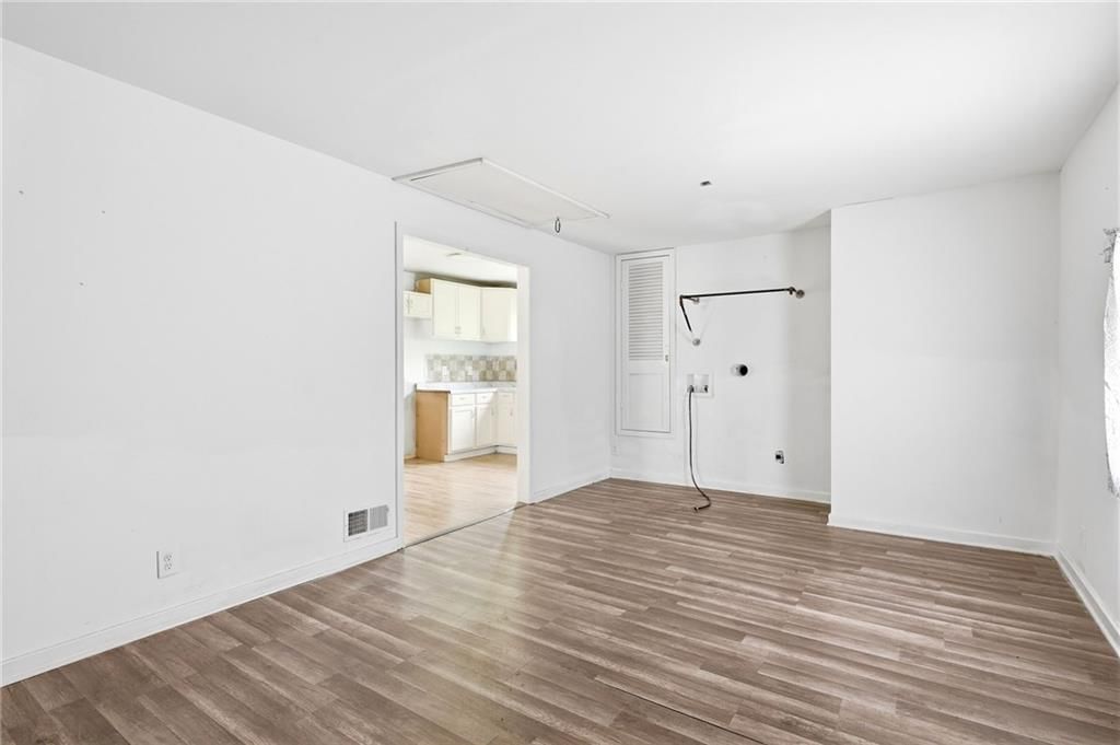 10013 Bellaire Avenue — photo 13