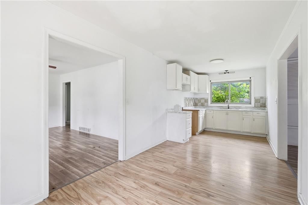 10013 Bellaire Avenue — photo 21
