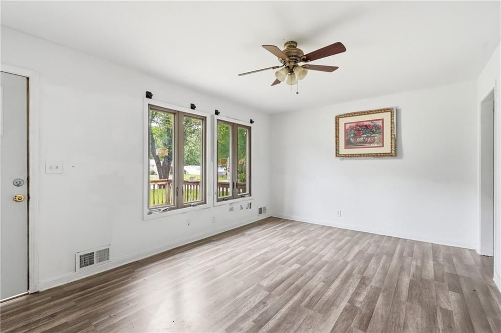 10013 Bellaire Avenue — photo 24