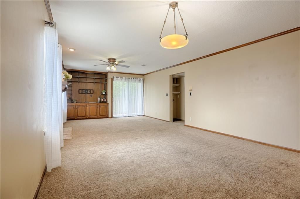 303 E Partridge Avenue — photo 7
