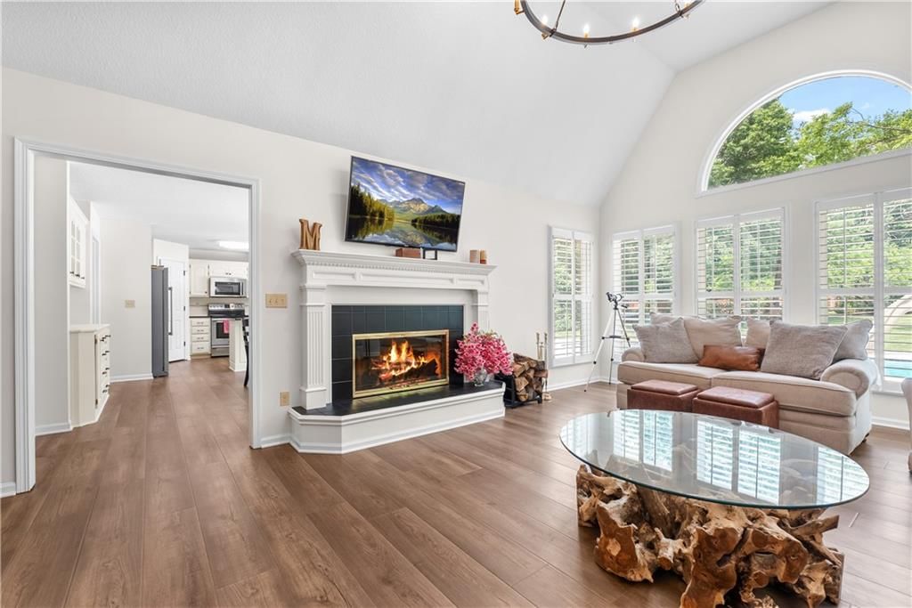1006 SW 44th Street Drive — photo 11