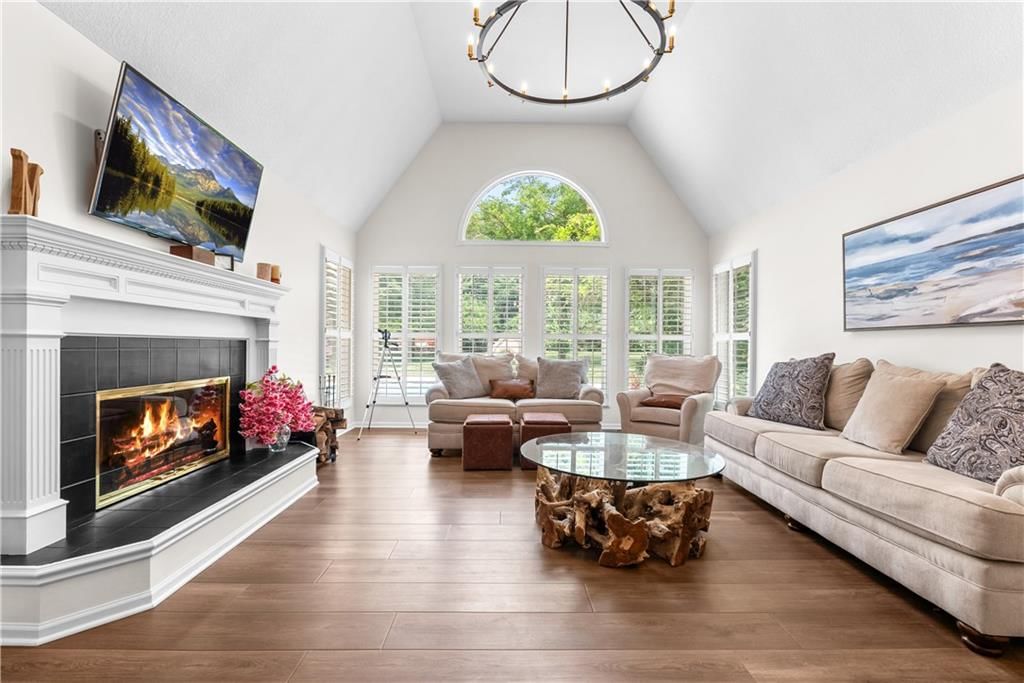 1006 SW 44th Street Drive — photo 13